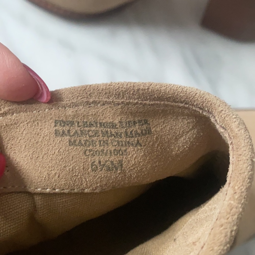 Splendid | Lakota Suede Tan Booties Size 6.5 - Picture 7 of 7